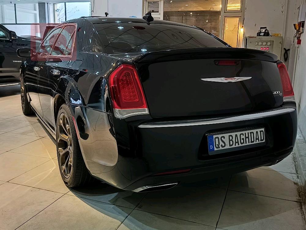 كرايسلر 300